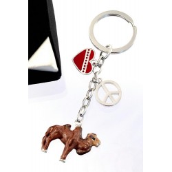 1T. Metallic camel keychain with case