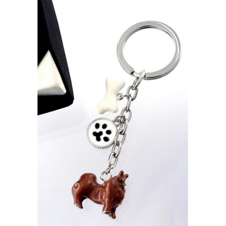 1T. Metallic pekinese keychain with case