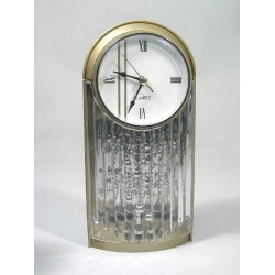 5T. Reloj Mesa modelo  P03 Dorado (No Incluye Pilas)