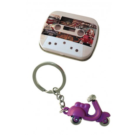 1T. Llavero «Scooter» morado con estuche metal