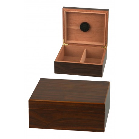 3T. Humidor walnut finished with humidifier