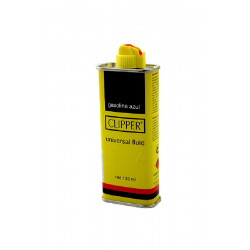 4T. Envase de gasolina «Clipper» con 133 ml.