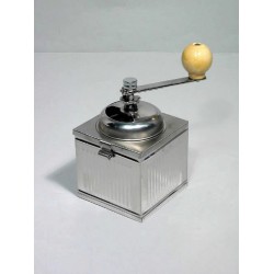5T. Grinder Mod. Cm-001